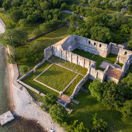 Delfin Hotel Omisalj